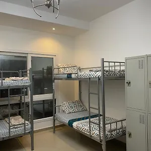 Decent Boys In Center Of Bur Next To Burjuman Metro Station With Free Facilities Хостел Дубай